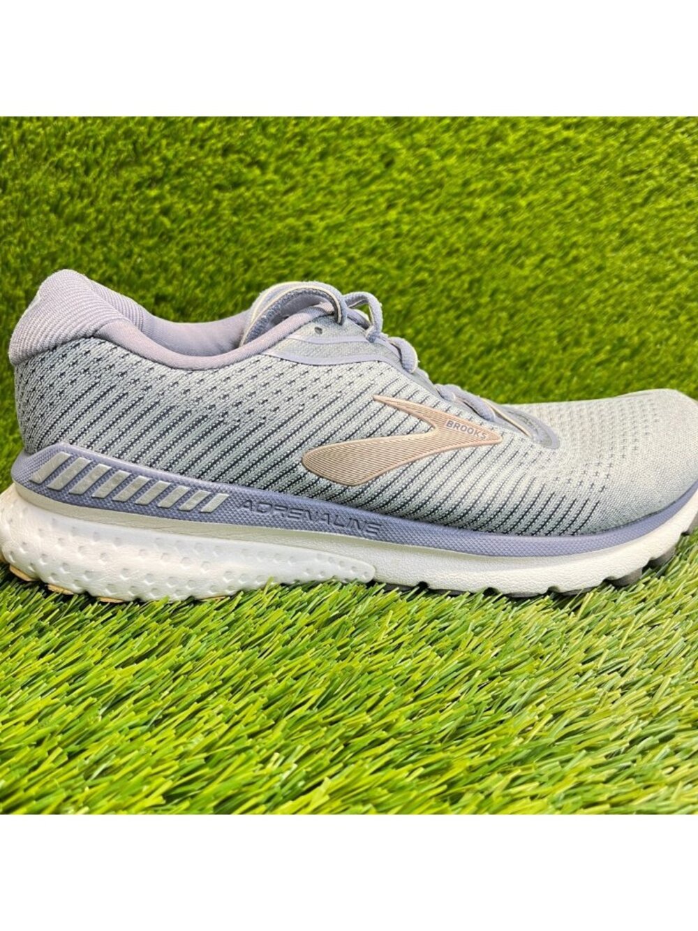 Brooks Adrenaline GTS 20 Womens Size 9.5 Gray Athletic Running Shoes Sneakers